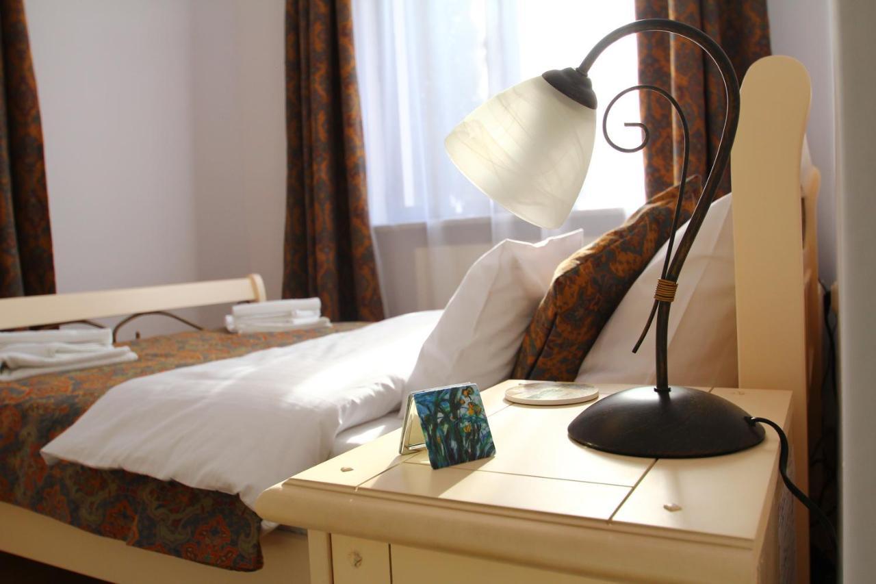 Flora Luxury House Hotel Sighisoara Exterior photo