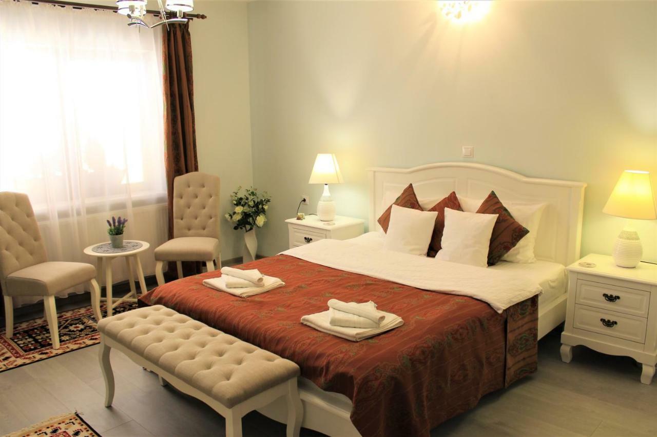 Flora Luxury House Hotel Sighisoara Exterior photo